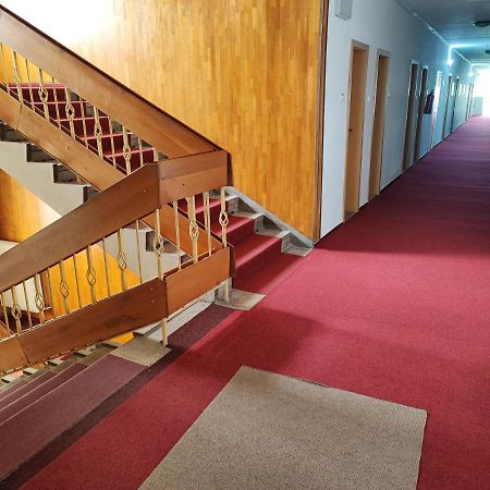 Hotel Beke Sziget Komlo ภายนอก รูปภาพ