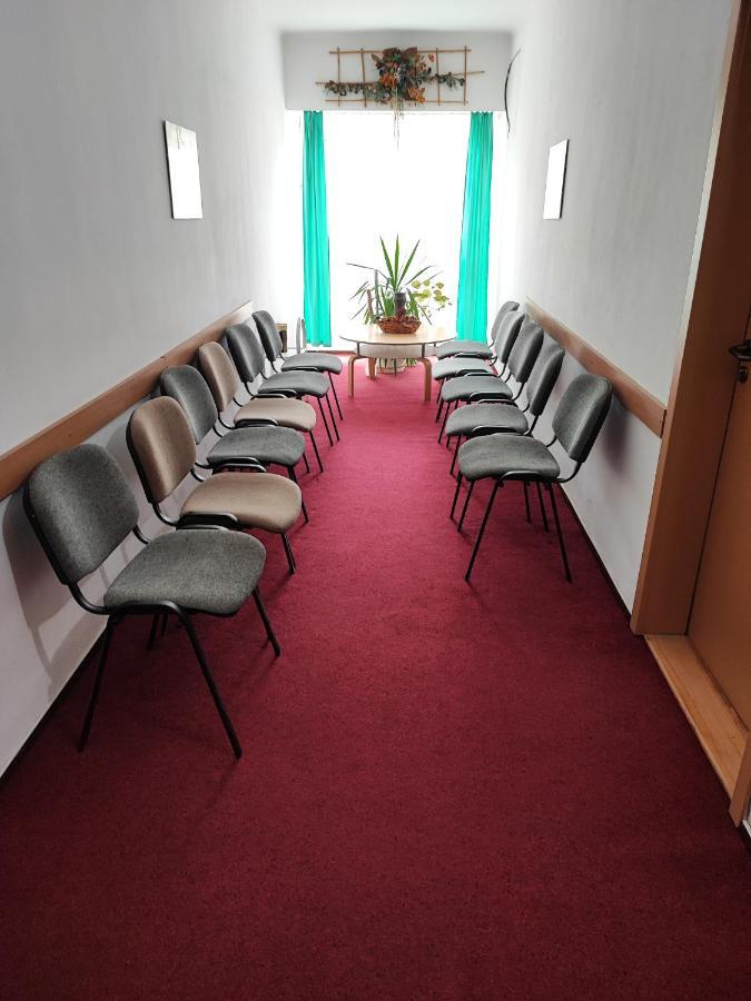 Hotel Beke Sziget Komlo ภายนอก รูปภาพ